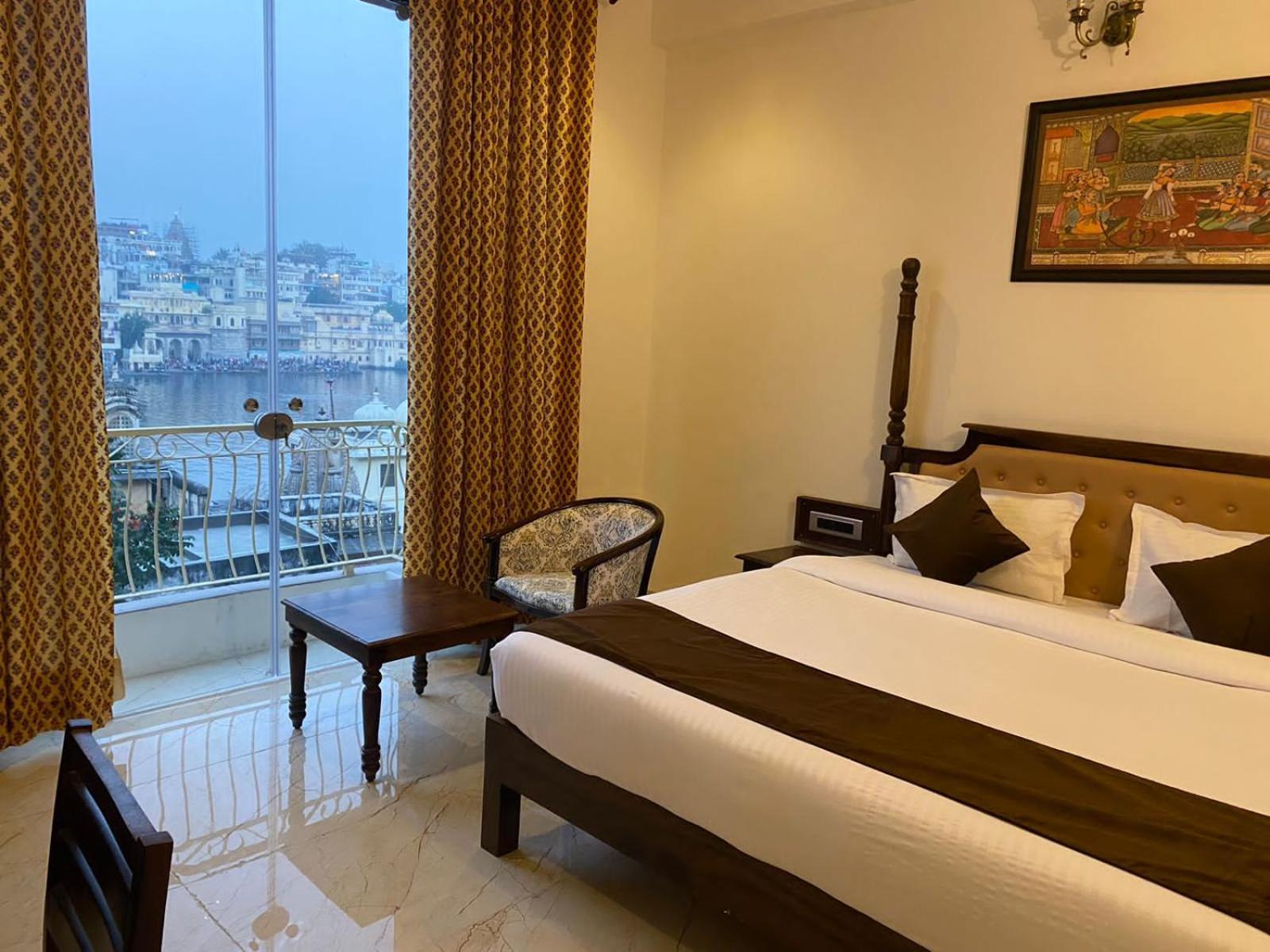 Dera Pichola- A Lake Facing Boutique Hotel Udaipur Exterior foto